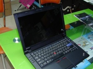 SL400笔记本的卓越性能和出色性价比（超越预期的高品质体验，让你事半功倍的SL400笔记本电脑）