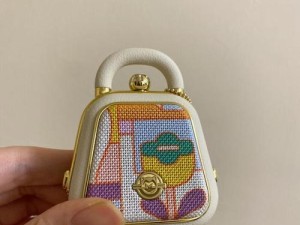 探索猫王小王子的成长之路（透过小王子的视角，感受猫王音乐传奇）