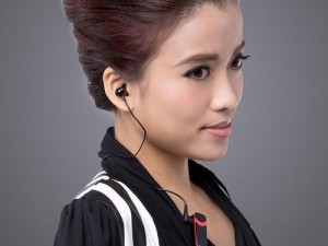 Jabees耳机（独特设计、舒适佩戴、多功能操作，满足您对音乐的追求）
