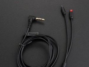 铁三角IM70和C770对比分析（探讨IM70和C770音质、舒适性、价格等方面的差异）
