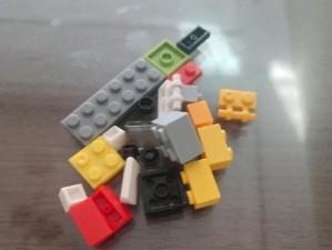 乐高小型翻盖电脑教程（构建你自己的乐高小型翻盖电脑，享受创造与学习的乐趣）